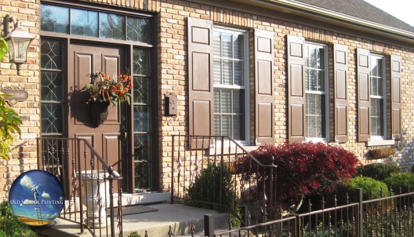 Accentuate exterior windows and doors with your colour of choice