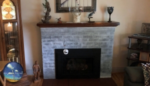 Livingroom Brick Fireplace &amp; Mantel Makeover